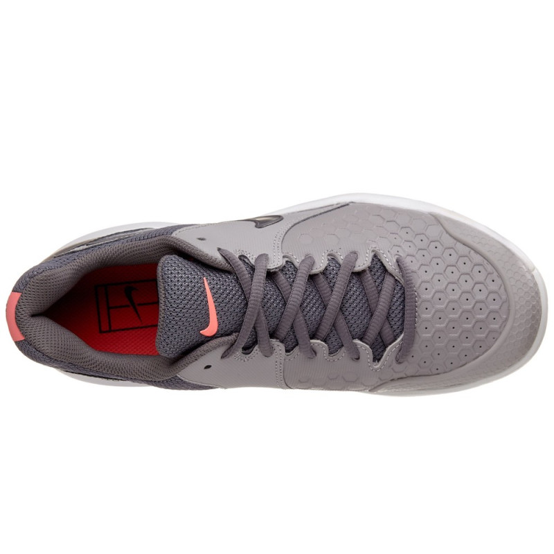 tênis nike air zoom resistance feminino