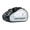 A Raqueteira Heritage - JMD da Drop Shot possui as duas laterais semi rigidas com logo Drop Shot e assinatura de JMD - Juan Martin Diaz. Com tres compartimentos principais, sendo os dois das laterais com material termico para guardar sua raquete (padel ou